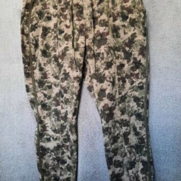 SOFIA Jeans by Sofia Vergara 2X XXL Paula Jogger Pull on Drawstring Pants Camo - Picture 1 of 10